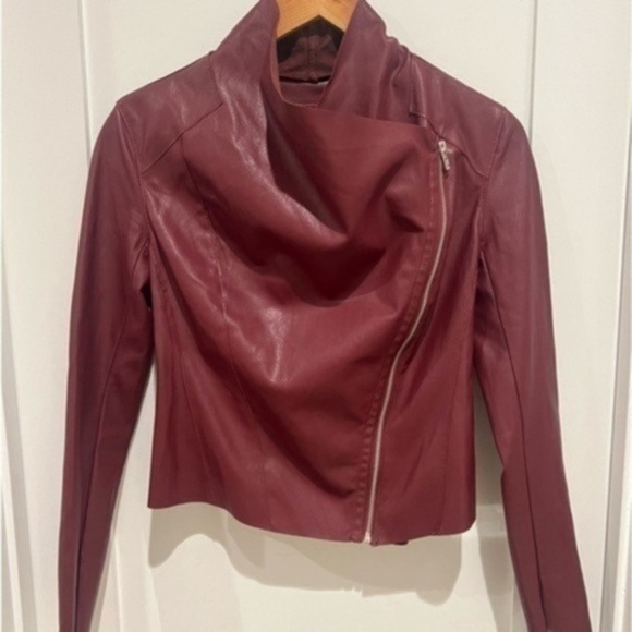 Blank NYC Jackets & Blazers - Blank NYC burgundy red Faux Leather Drape Front Jacket XS coquette K